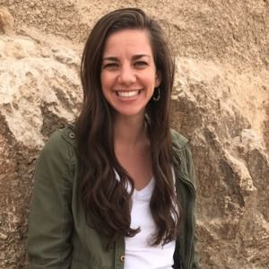 Meet your Posher, Caitlin